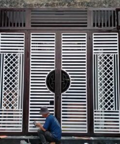 Cửa Cổng sắt hộp 4 cánh CC021