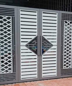 Cửa cổng sắt hộp 4 cánh CC023