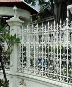 Hàng rào sắt mỹ nghệ HR012