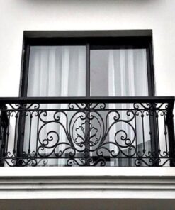 Lan can ban công sắt mỹ nghệ LC002