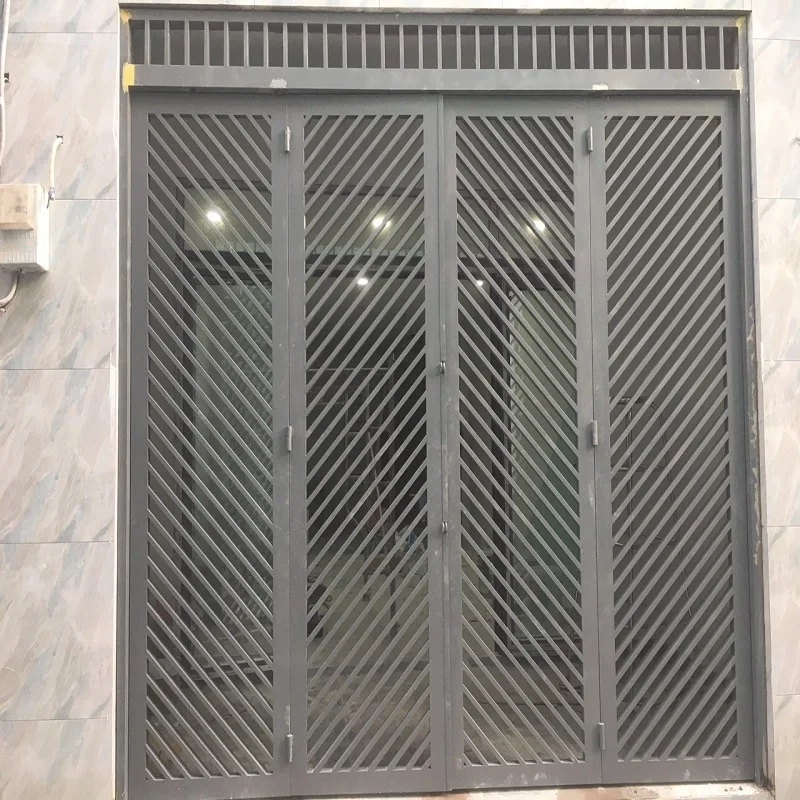 Cửa cổng sắt hộp 40x80 4 cánh CC013 - Ảnh 2