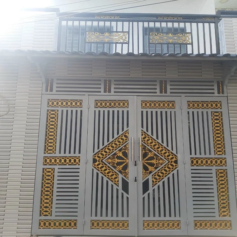 Cửa cổng sắt hộp 40x80 4 cánh CC008