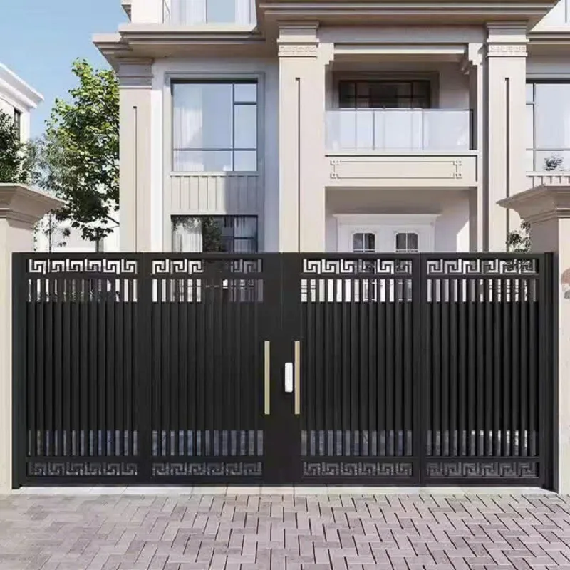 Cửa cổng sắt hộp 4 cánh CC035