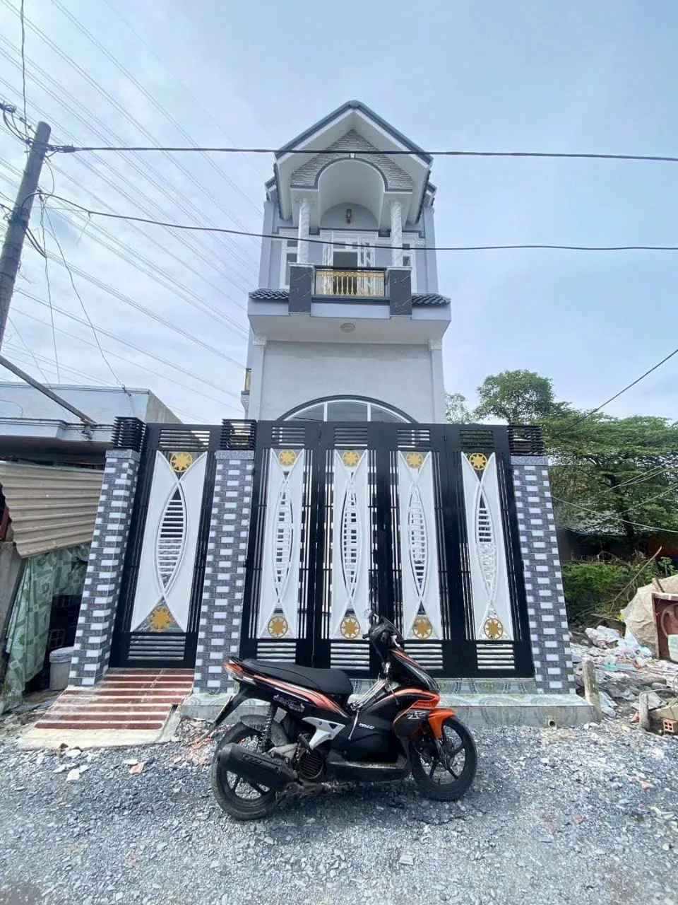 Báo giá cửa cổng sắt năm 2025